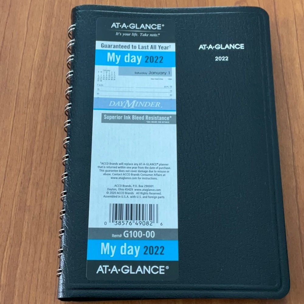AT-A-GLANCE 2022 Daily Appt. Book